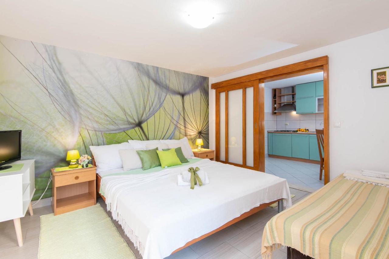 Apartments Lenka Orebic Luaran gambar