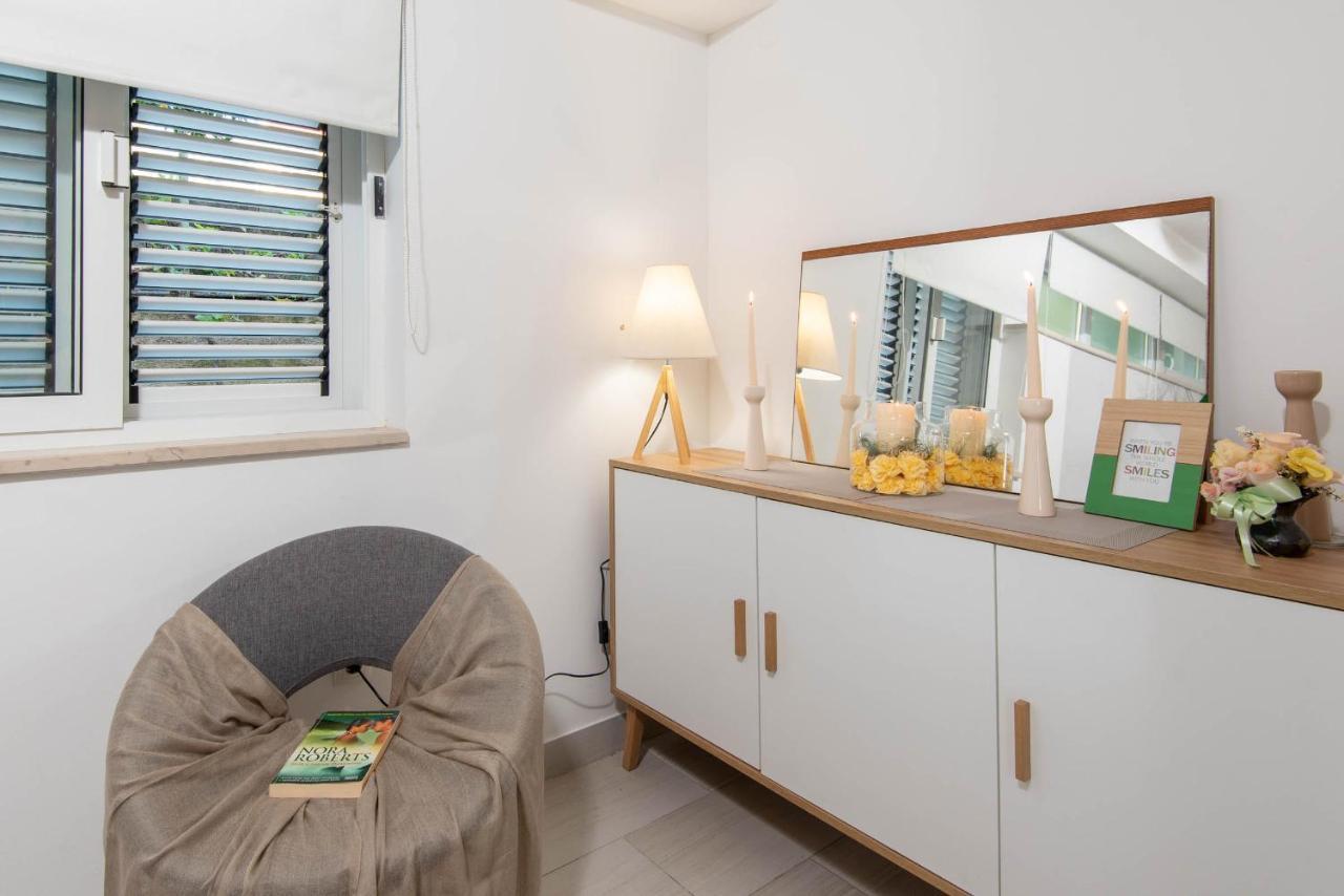 Apartments Lenka Orebic Luaran gambar