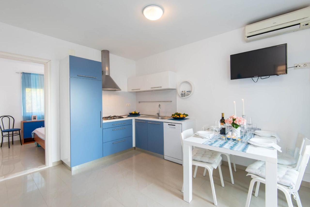 Apartments Lenka Orebic Luaran gambar