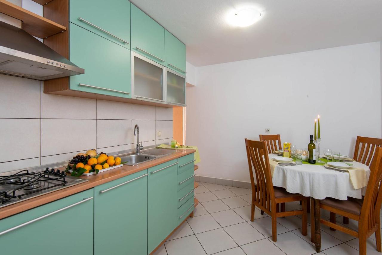 Apartments Lenka Orebic Luaran gambar